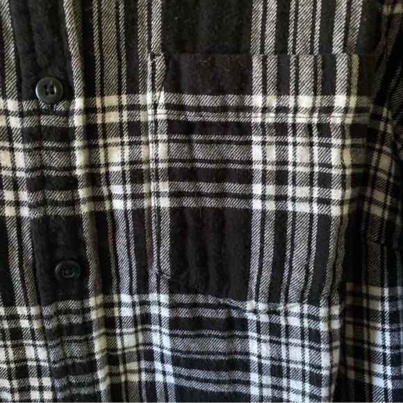 LL‎ Bean Women's Flannel Long-Sleeved Button-Down Top Size M - Picture 3 of 10